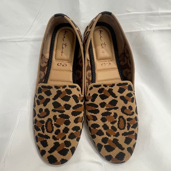 Me too Basin Knit‎ Cheetah Flat Size 8M - Picture 1 of 5